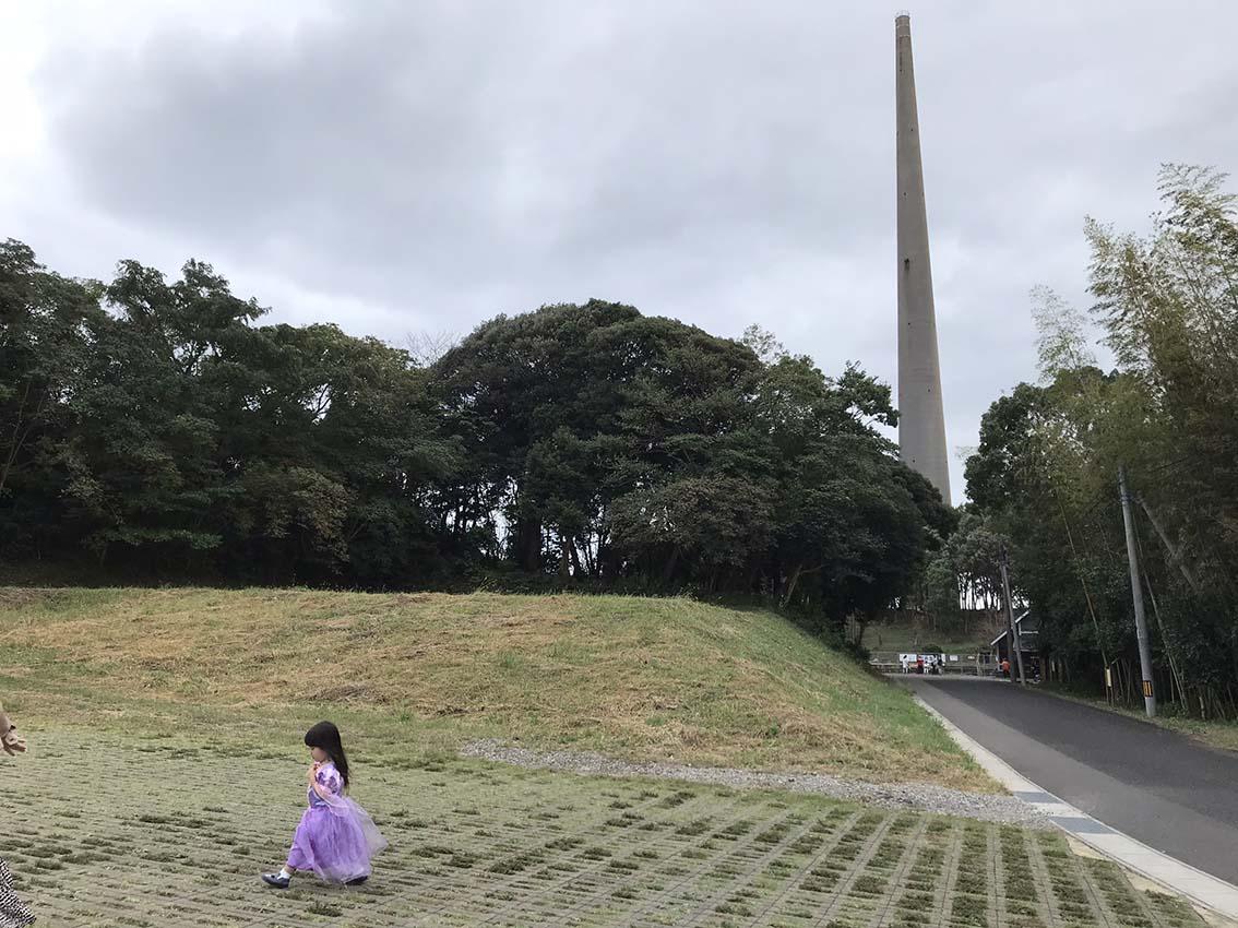 針尾の無線塔の穏やかな日（ぽこぺんさん）-1