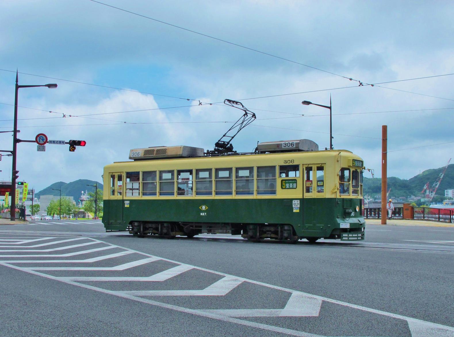 長崎市民の足、通称「ちんちん電車」-0