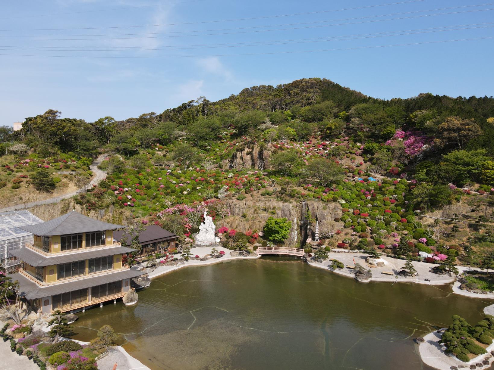 四季の花と庭園が織りなす桃源郷-0