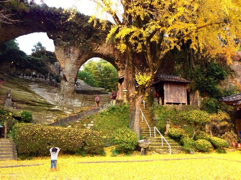 4．眼鏡岩-1