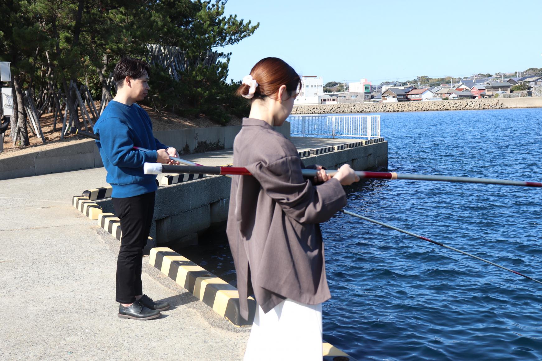 ①	レンタル釣り竿で魚釣り-1