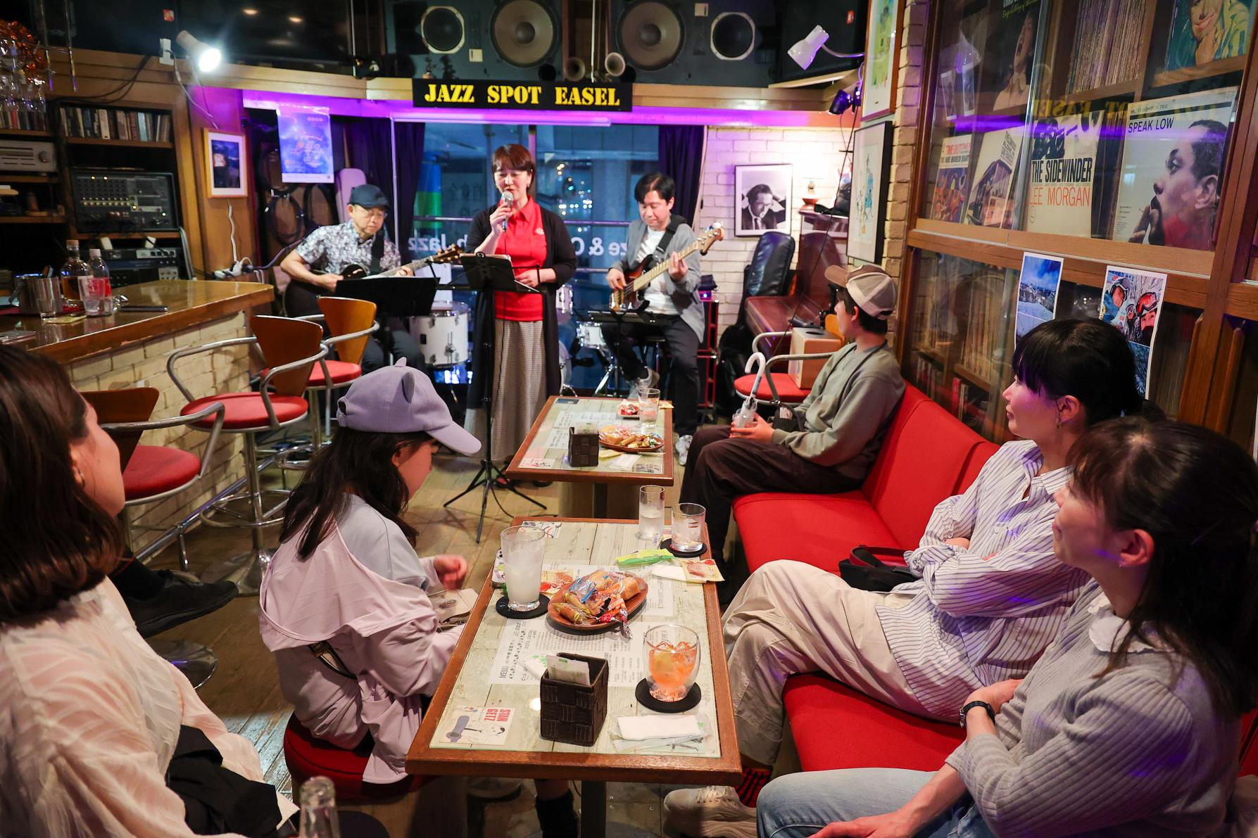 夜はJAZZ SPOT いーぜるへ-2