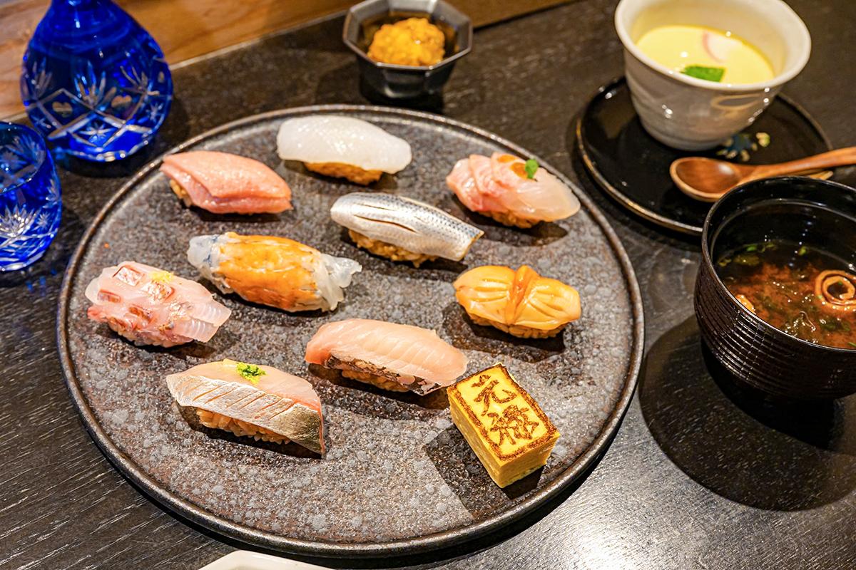 二代目が切り拓く「熟成寿司」の世界へ-0