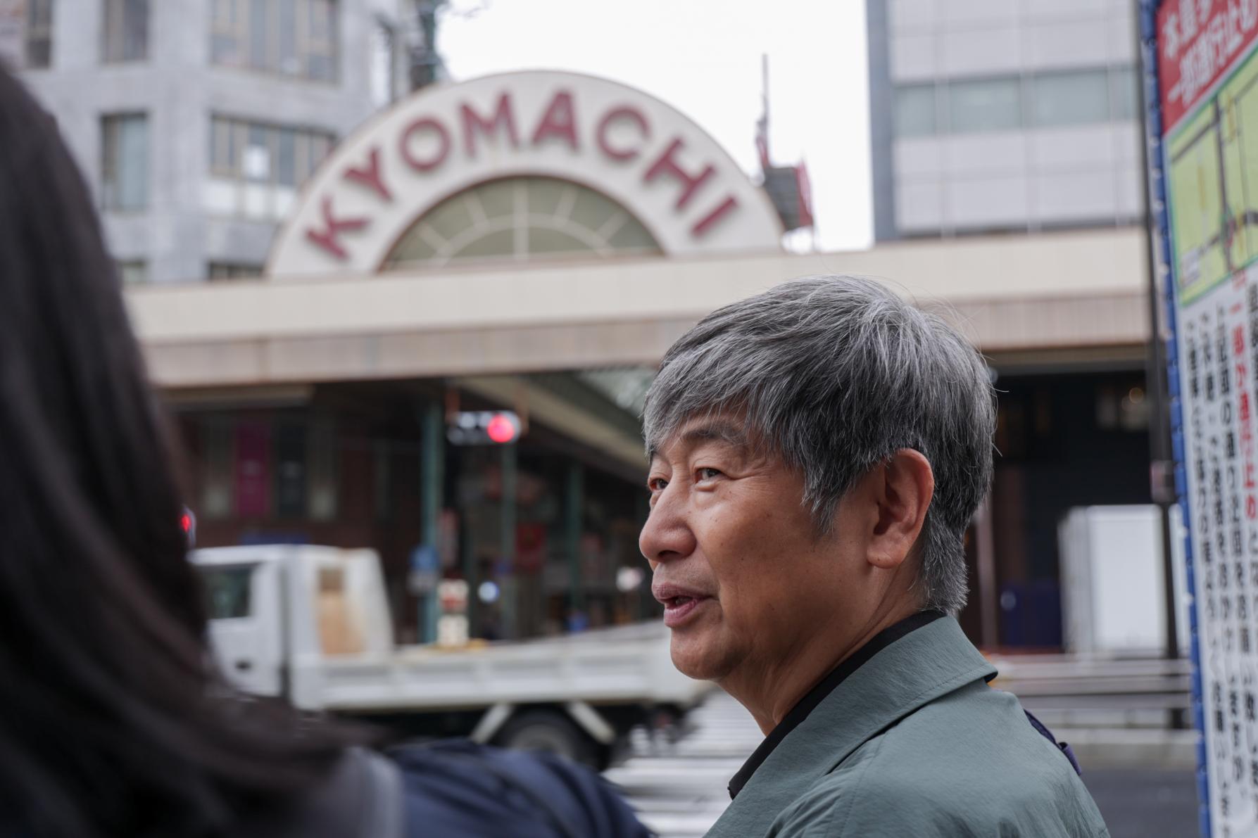 街の記憶をたどり、懐かしい笑顔と再会する――約20年ぶりの佐世保歩きと同窓会-0