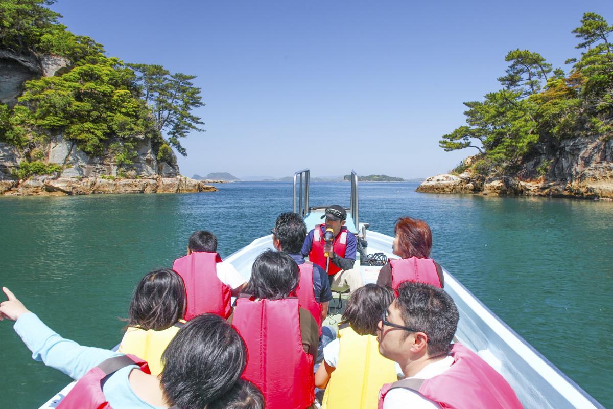 我が家の生きもの博士の大冒険に！無人島上陸＆マダイの餌やりクルーズ-0