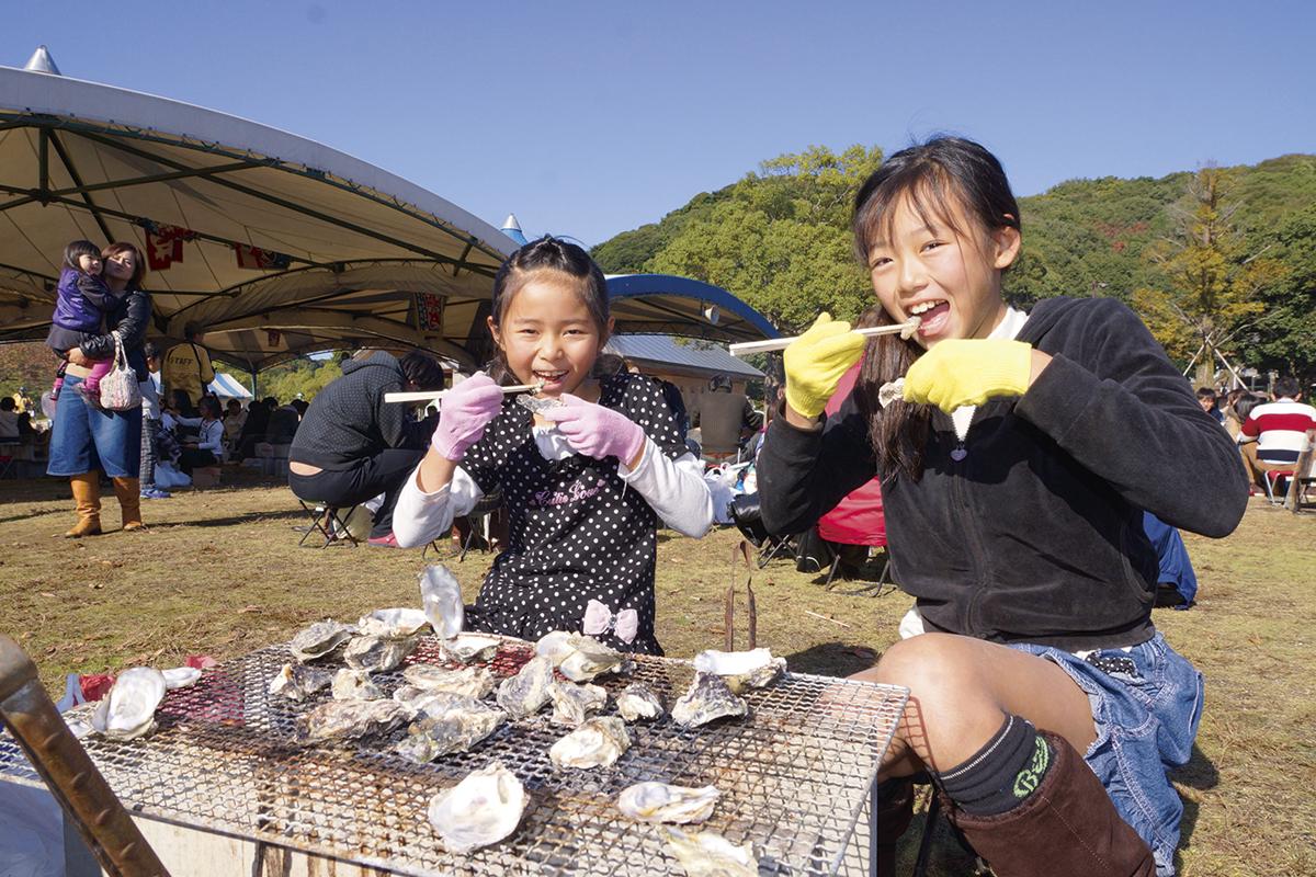 海の恵みたっぷり、小ぶりで濃厚な味わいの「九十九島かき」-3