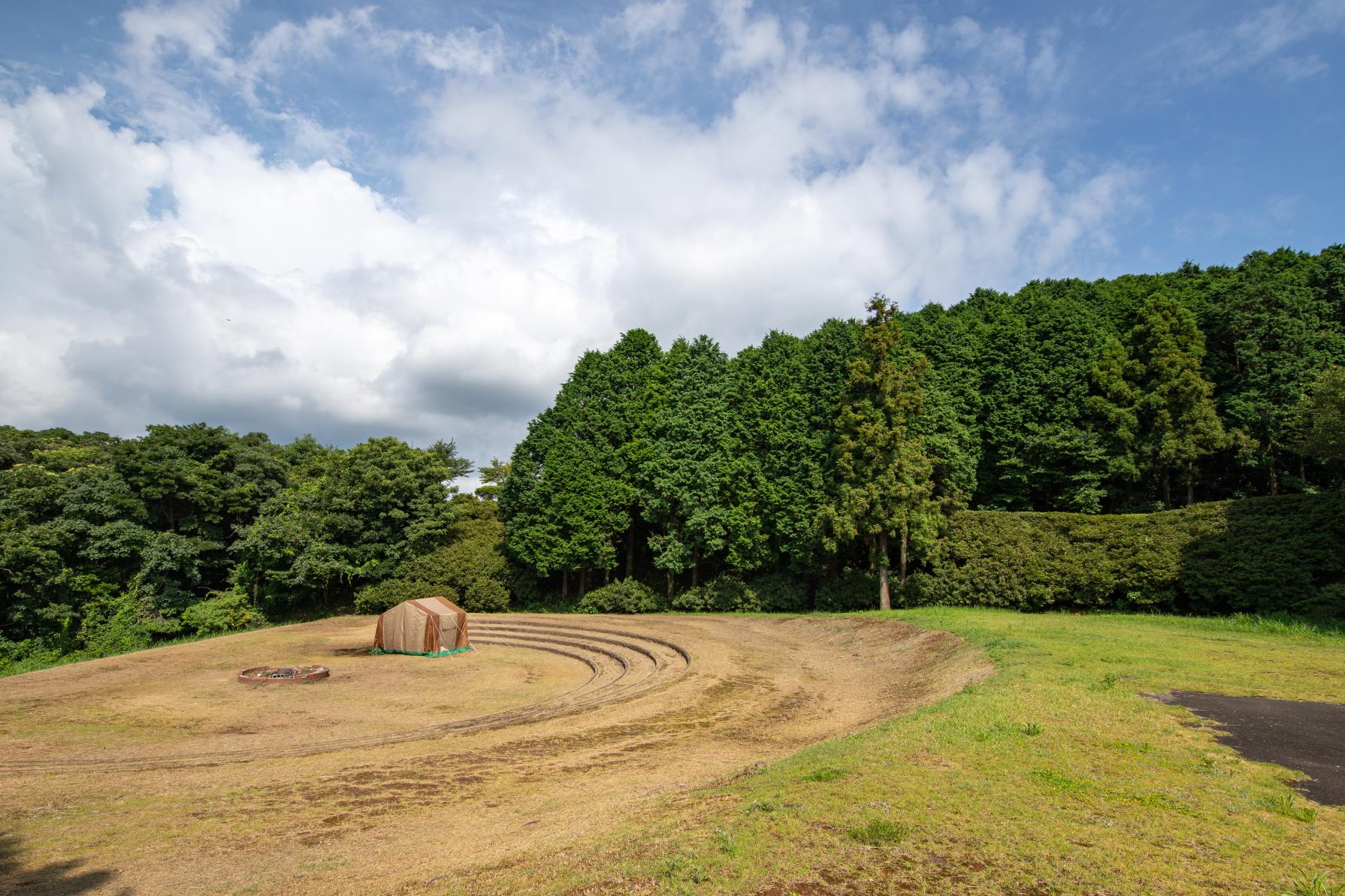 九十九島北部を望む絶景山キャンプ！約10万本のつつじの絨毯広がる「長串山」へ-2