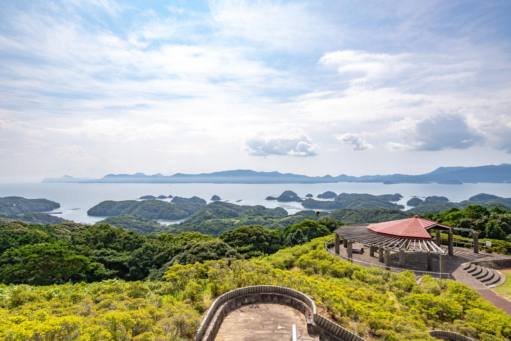 九十九島北部を望む絶景山キャンプ！約10万本のつつじの絨毯広がる「長串山」へ-1