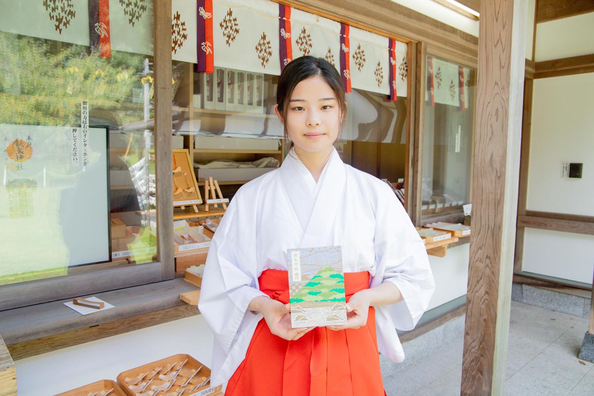 キュートな白なまず様にお願い♪おみくじがかわいい「飯盛神社」＆「御朱印帳」-5