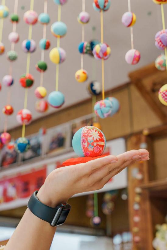【海風旅。Experience】えらべる伝統クラフト体験！紙風船まゆ玉 ＆ 佐世保独楽風まゆ玉作り 〜お土産キット付き〜-1