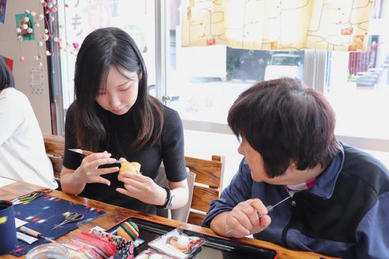 【海風旅。Experience】えらべる伝統クラフト体験！紙風船まゆ玉 ＆ 佐世保独楽風まゆ玉作り 〜お土産キット付き〜-4