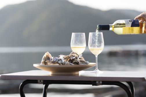 高島漁師と体験する高島時間～高島の冬の味覚と至福の高島牡蠣食べ放題ツアー～-4