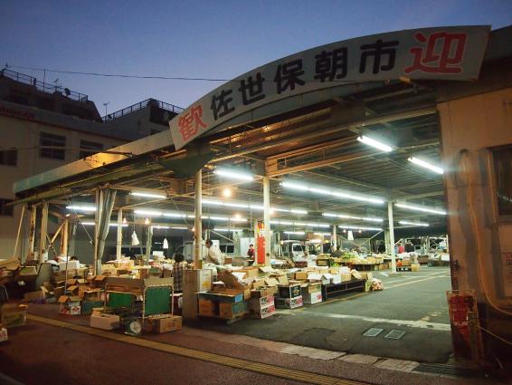 佐世保朝市-9